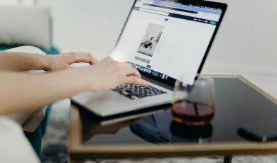 Creación de Sistemas de Contenido Atractivo para Pantallas Públicas